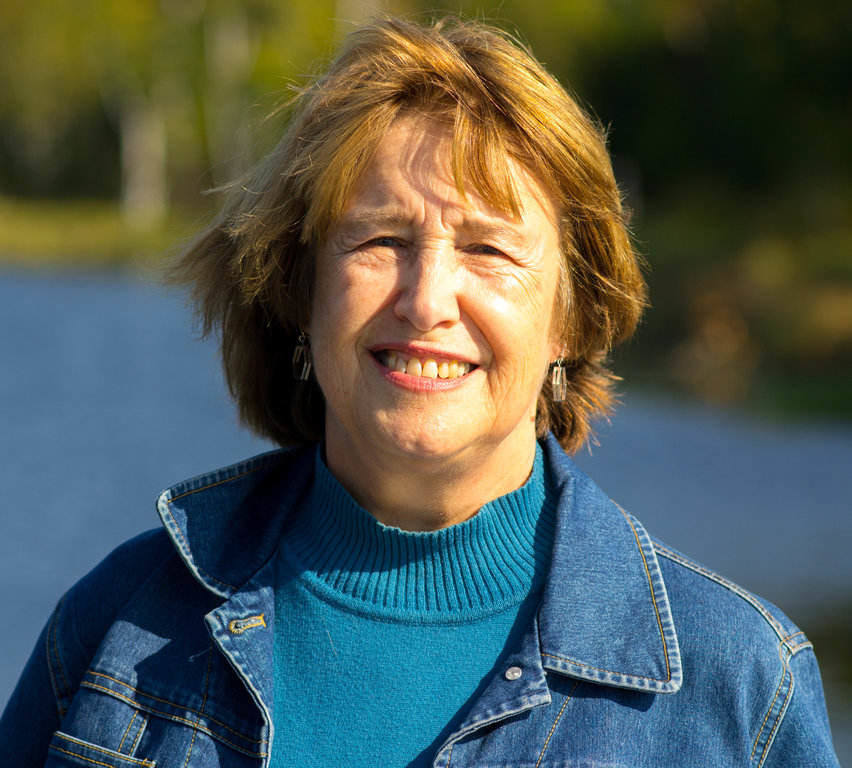 Suzanne F Charron